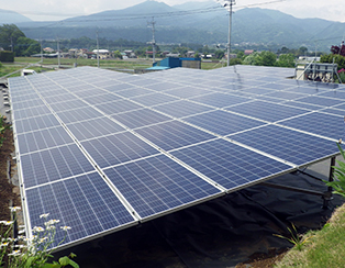 群馬県渋川市／産業用太陽光発電／ジンコソーラー／野立て