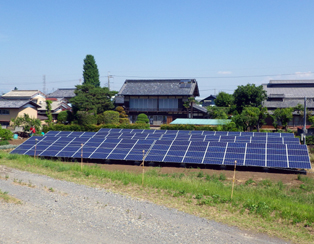 群馬県伊勢崎市／ソーラーパネル／産業用太陽光発電／野立て